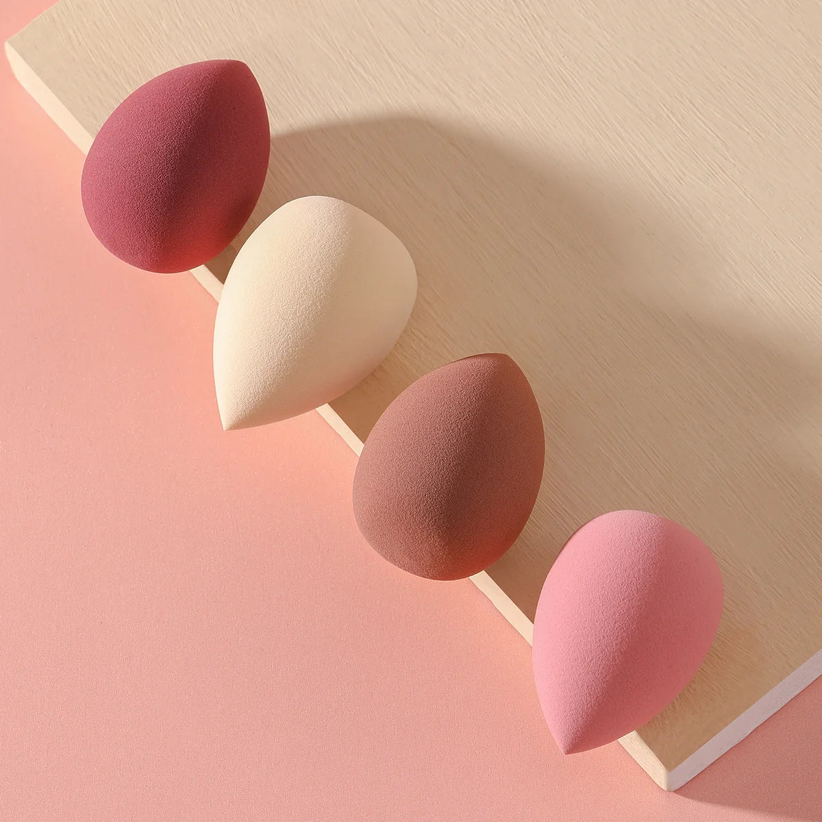 4 Pcs Beauty Egg Makeup Sponge Blenders